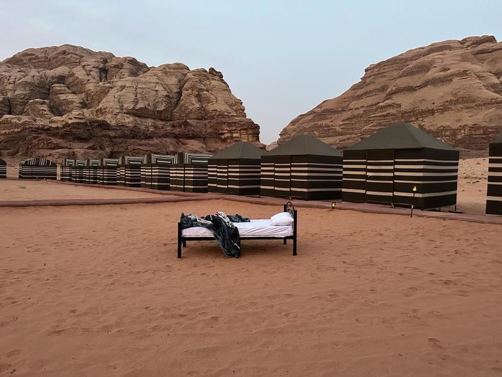 Bedouin Tours Camp Hotel Wadi Rum Eksteriør billede