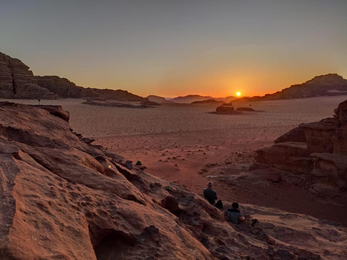Bedouin Tours Camp Hotel Wadi Rum Eksteriør billede